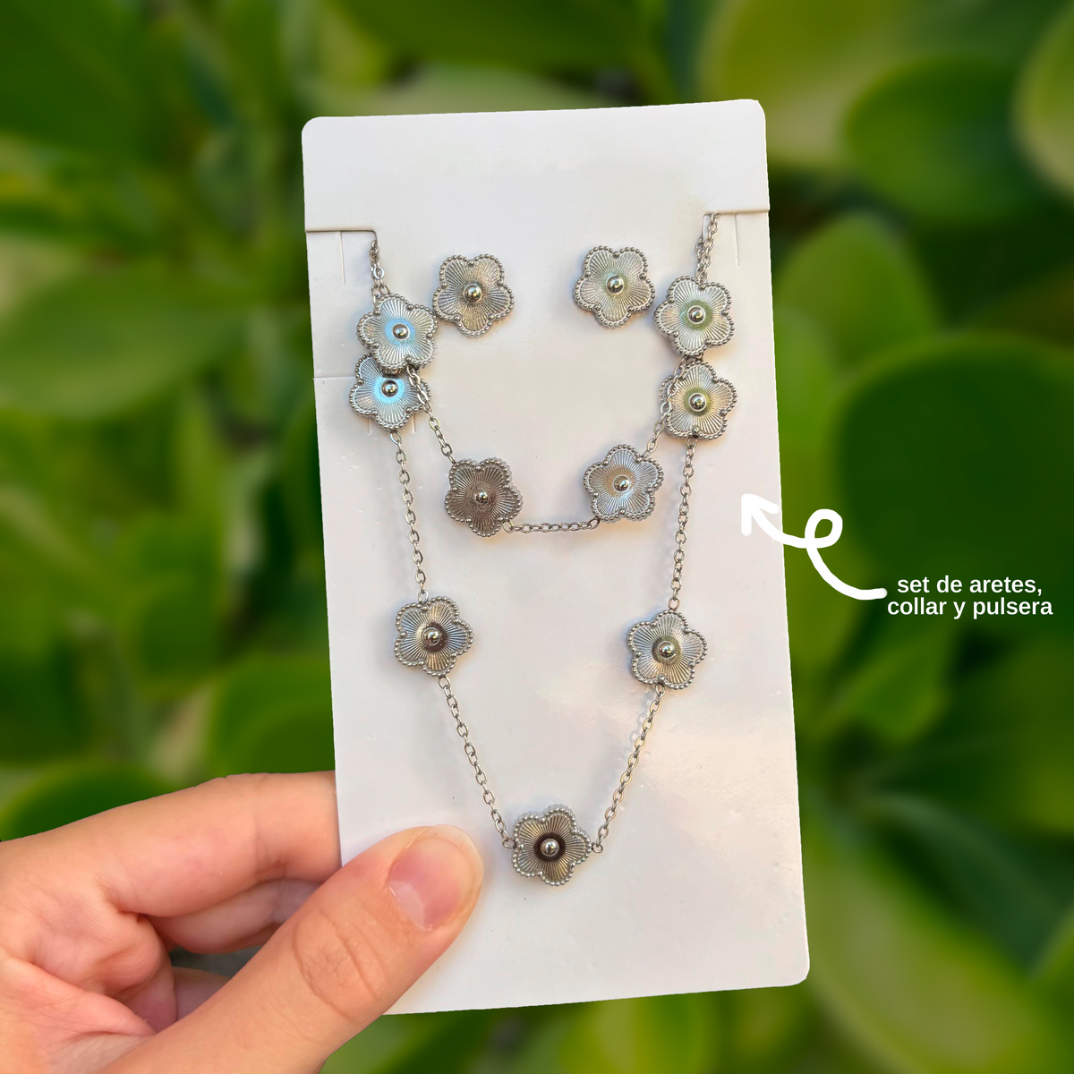 Collar Pulsera y Aretes Plateados Flor Acero Inoxidable