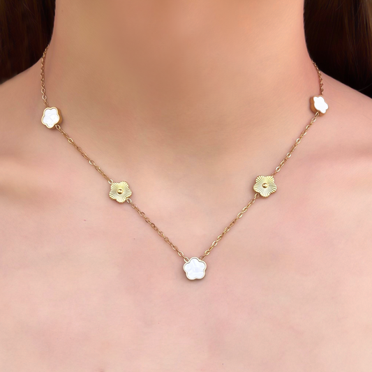 Collar Dorado Trebol Blanco Acero Inoxidable