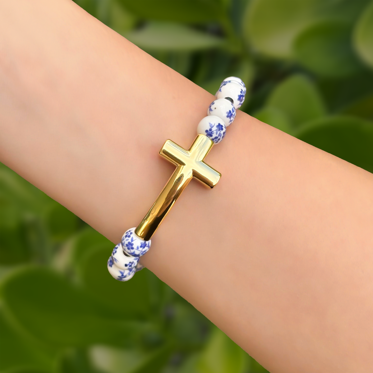 Pulsera Ceramica y Cordon Cruz Chapa de Oro