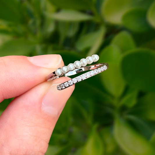 Anillo Plateado Zirconias y Perlitas Ajustable Chapa de Oro C656