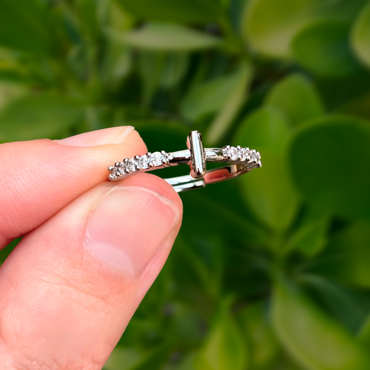 Anillo Plateado de Cruz con Zirconias Ajustable Chapa de Oro Az73