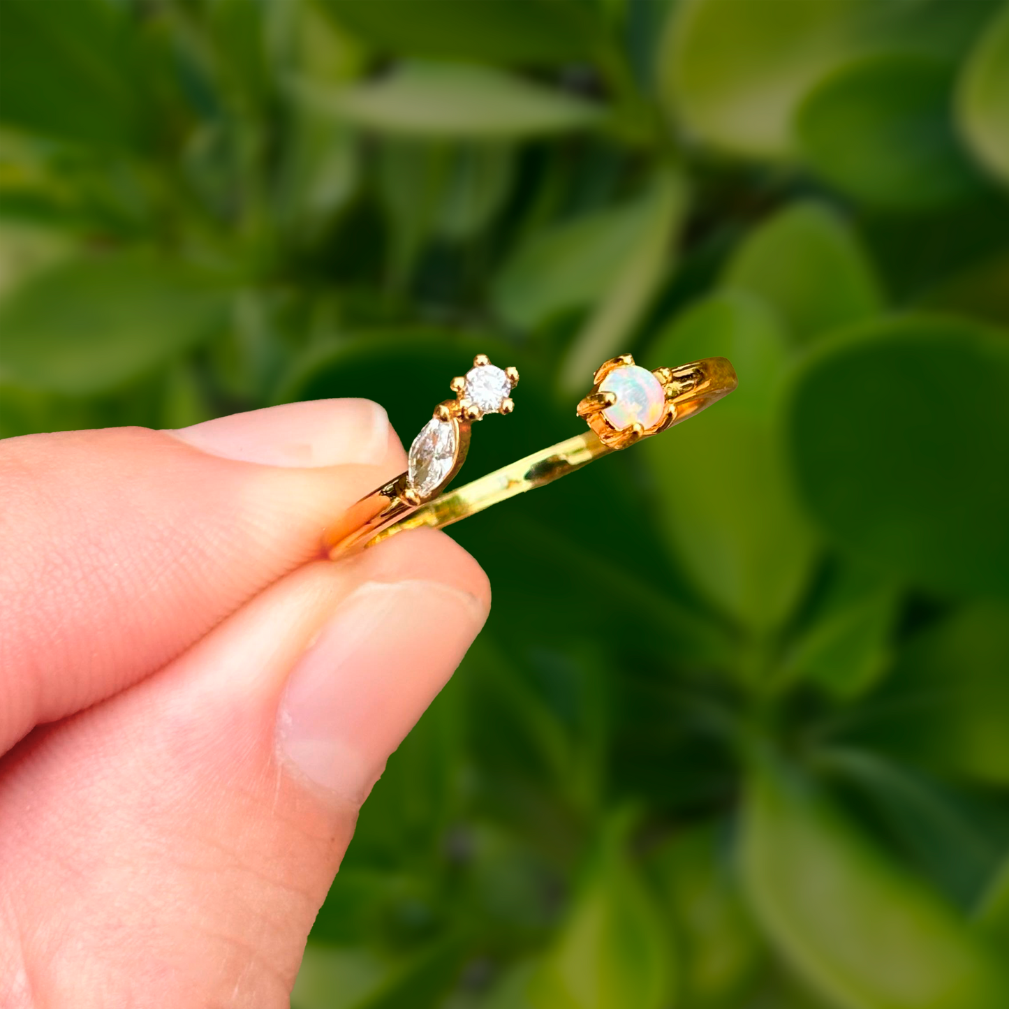 Anillo Dorado Perla con Zirconia Ajustable Chapa de Oro Az130