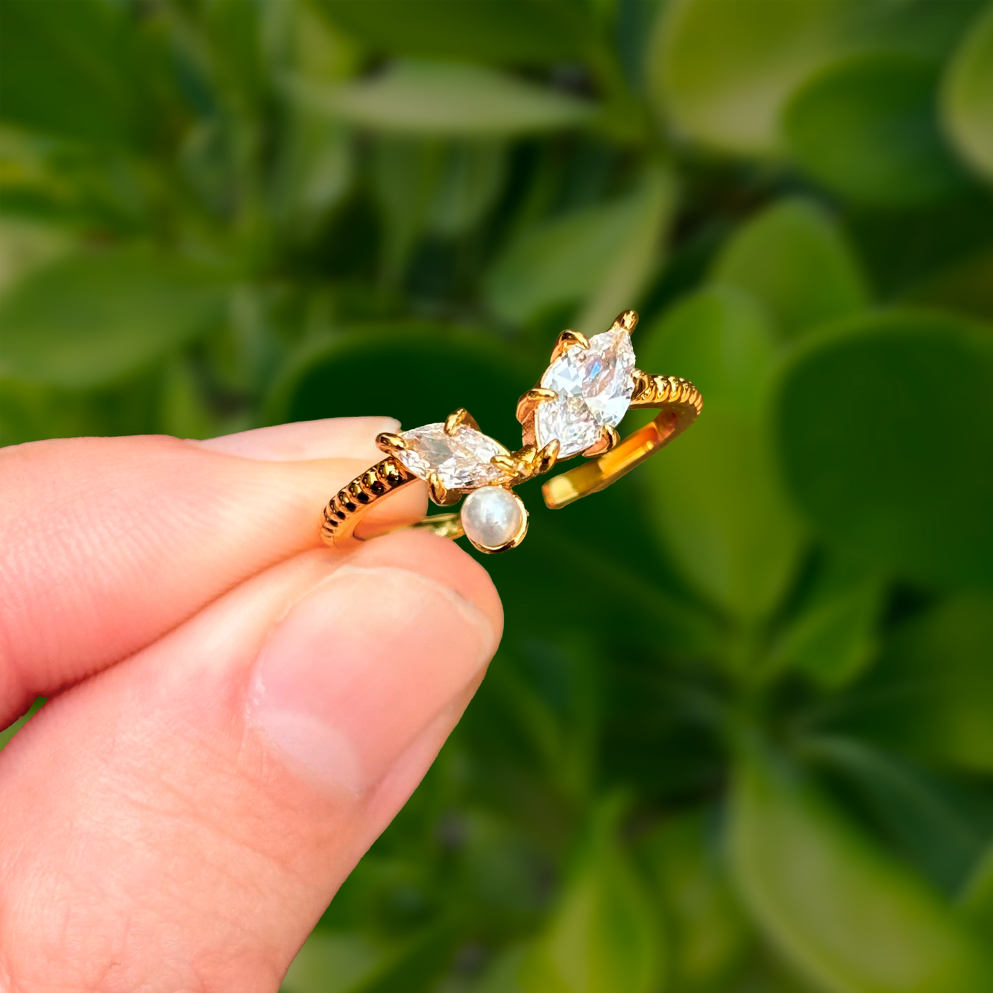 Anillo Dorado con Perla y Zirconia Ajustable Chapa de Oro C629