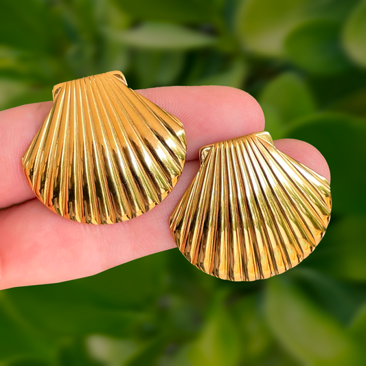 Aretes Concha de Mar Dorada  4E8