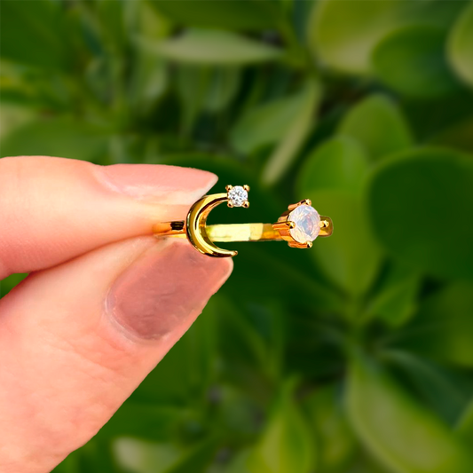 Anillo Dorado Luna y Zirconias Ajustable Chapa de Oro Az163
