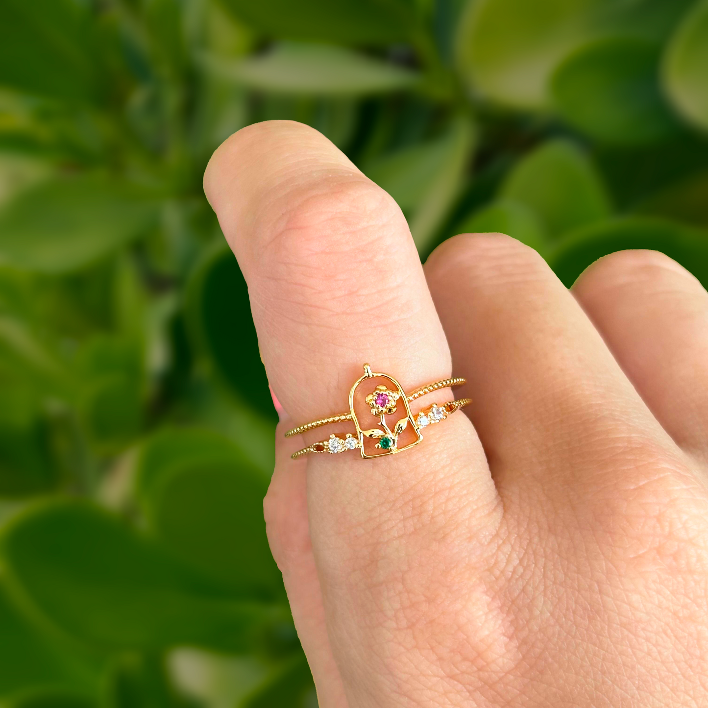 Anillo Dorado Colección Flor Bella Ajustable  1T4