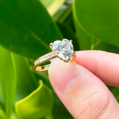Anillo Dorado Corazón Blanco Chapa de Oro