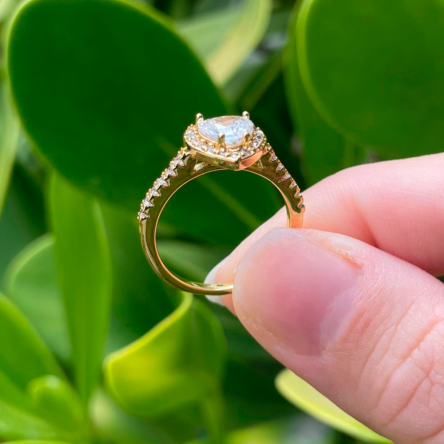 Anillo Dorado Corazón Zirconia Blanca Chapa de Oro