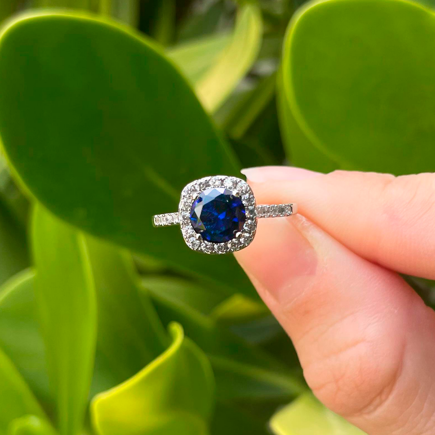Anillo Plateado Zirconia Azul Chapa de Oro