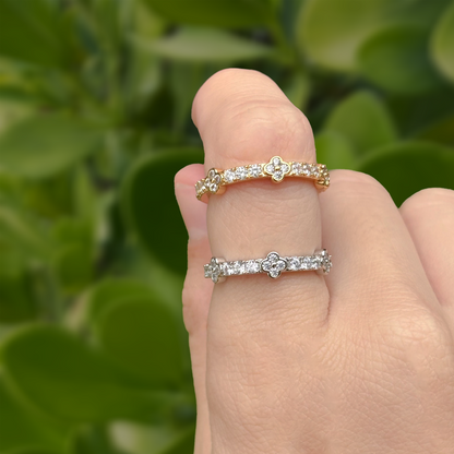 Anillo Flores Zirconias Ajustable Chapa de Oro