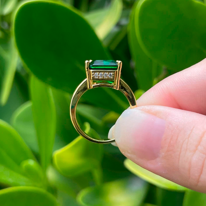 Anillo Zirconia Cuadrada Verde Chapa de Oro