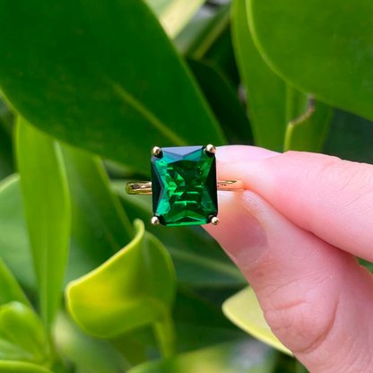 Anillo Zirconia Cuadrada Verde Chapa de Oro