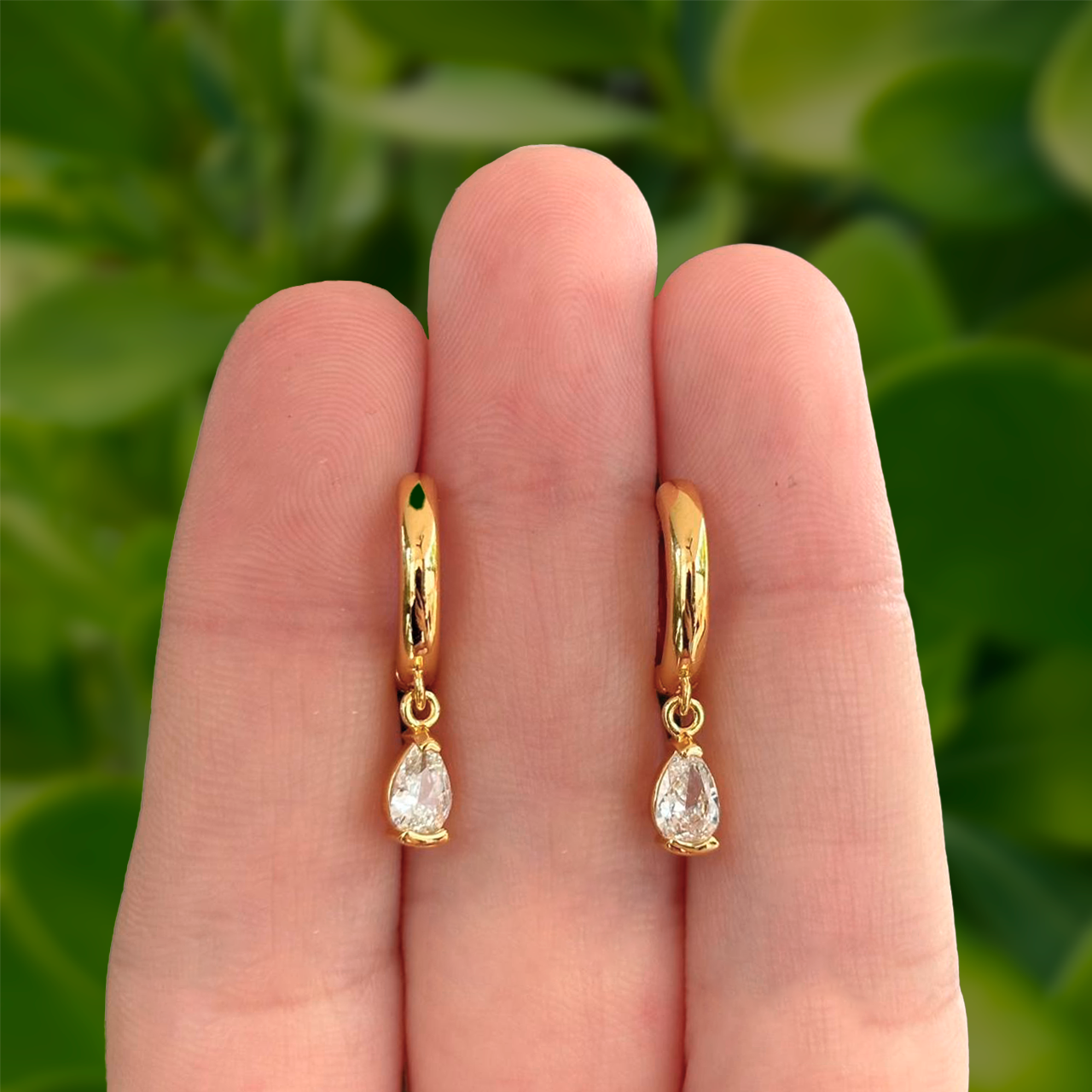 Aretes Arracada Zirconia Chapa de Oro AQz435