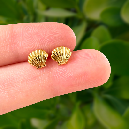 Aretes Conchitas Doradas Chapa de Oro Az78