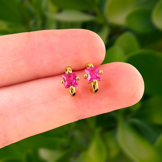 Aretes Zirconias Magenta Chapa de Oro AZ70