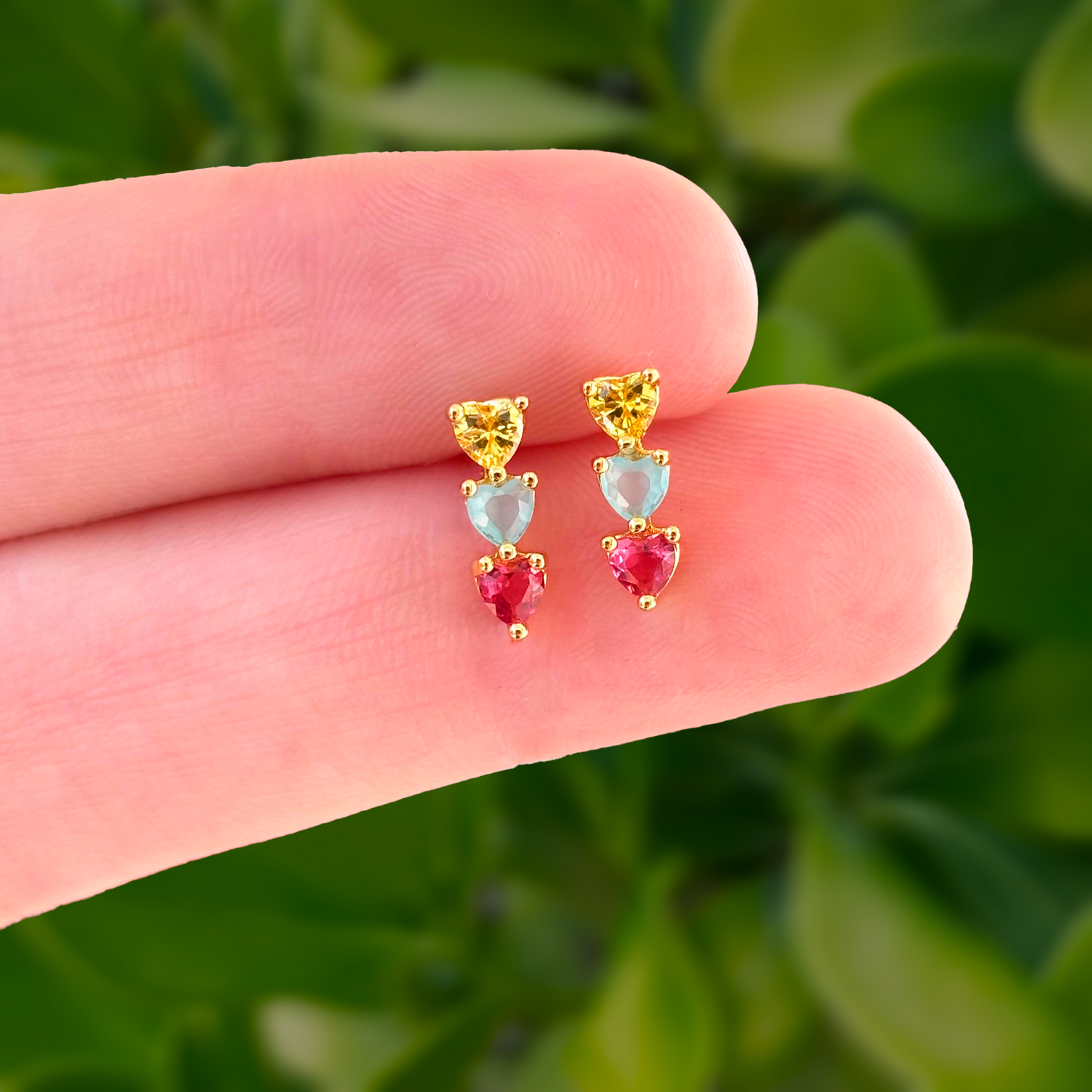 Aretes 3 Corazones Chapa de Oro Az394