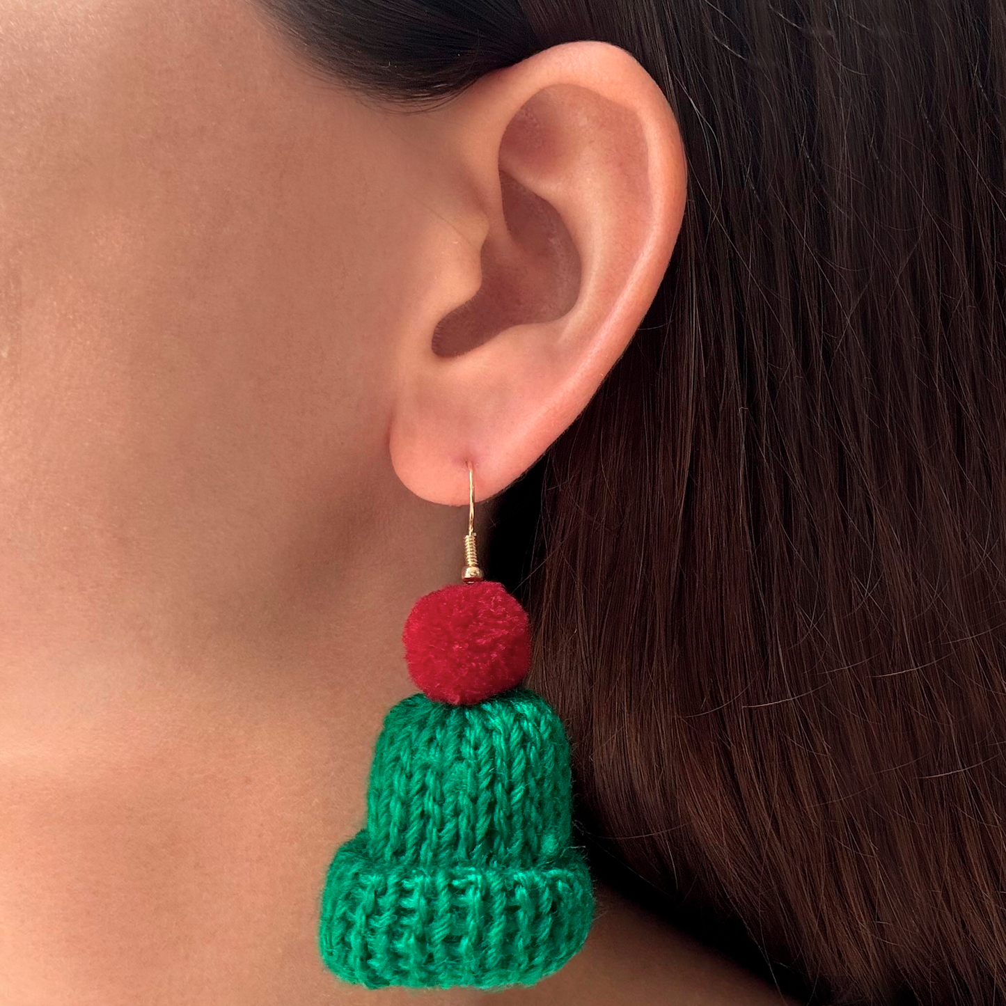 Aretes Gorrito de Lana Verde 2BB9