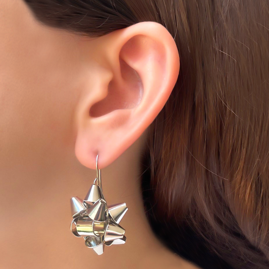 Aretes Plateados Moños  3D6