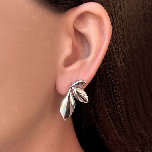Aretes Plateados Petalos Acero Inoxidable