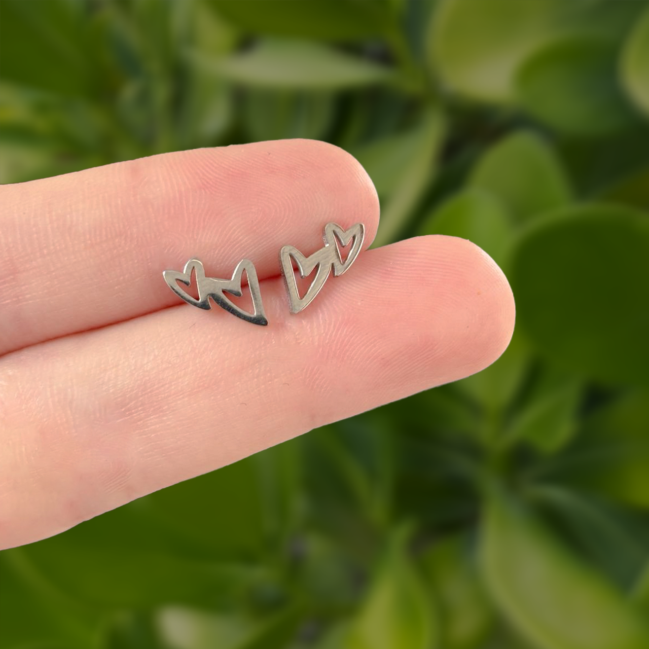 Aretes Plateados Mini Corazones Acero Inoxidable 1N3