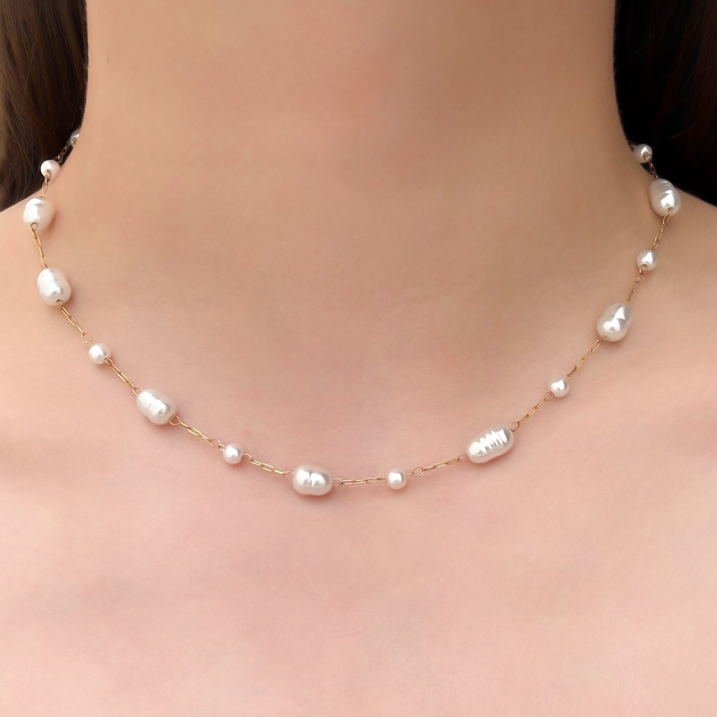 Collar Dorado de Perlas Irregulares Acero Inoxidable 2R5