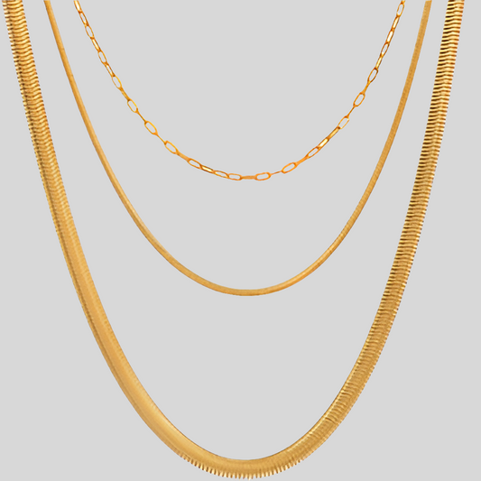 Collar Layer Triple Dorado Acero Inoxidable  4E22