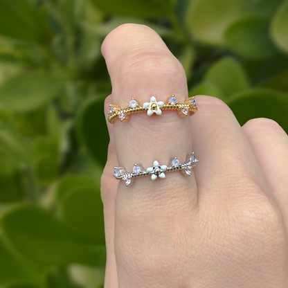 Anillo Plateado Flor y Zirconia Ajustable Chapa de Oro Az154