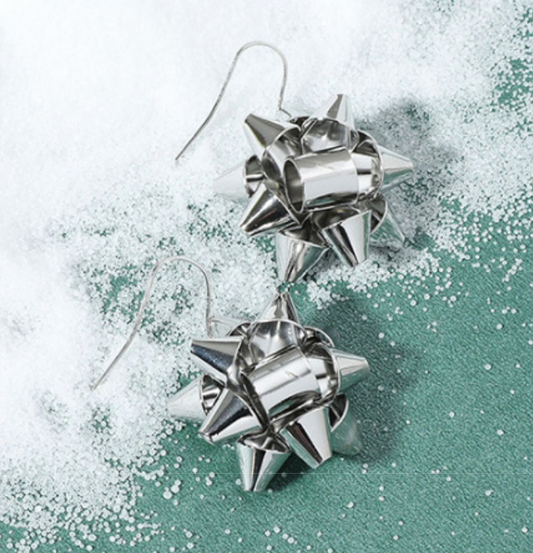 Aretes Plateados Moños  3D6