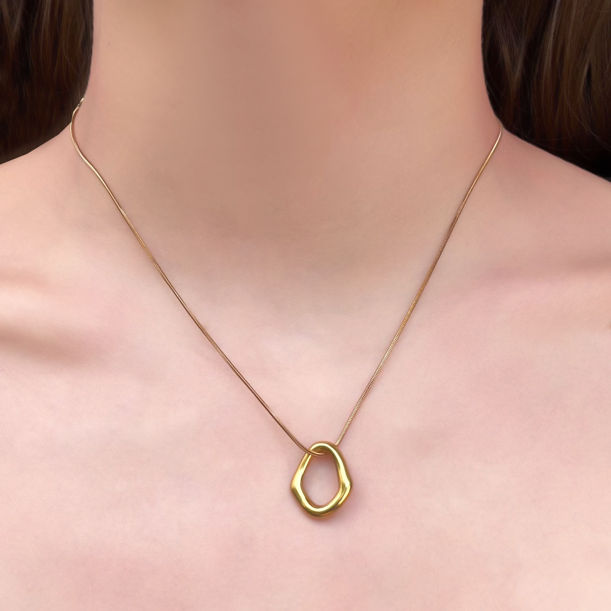 Collar Dorado Aro Irregular Acero Inoxidable