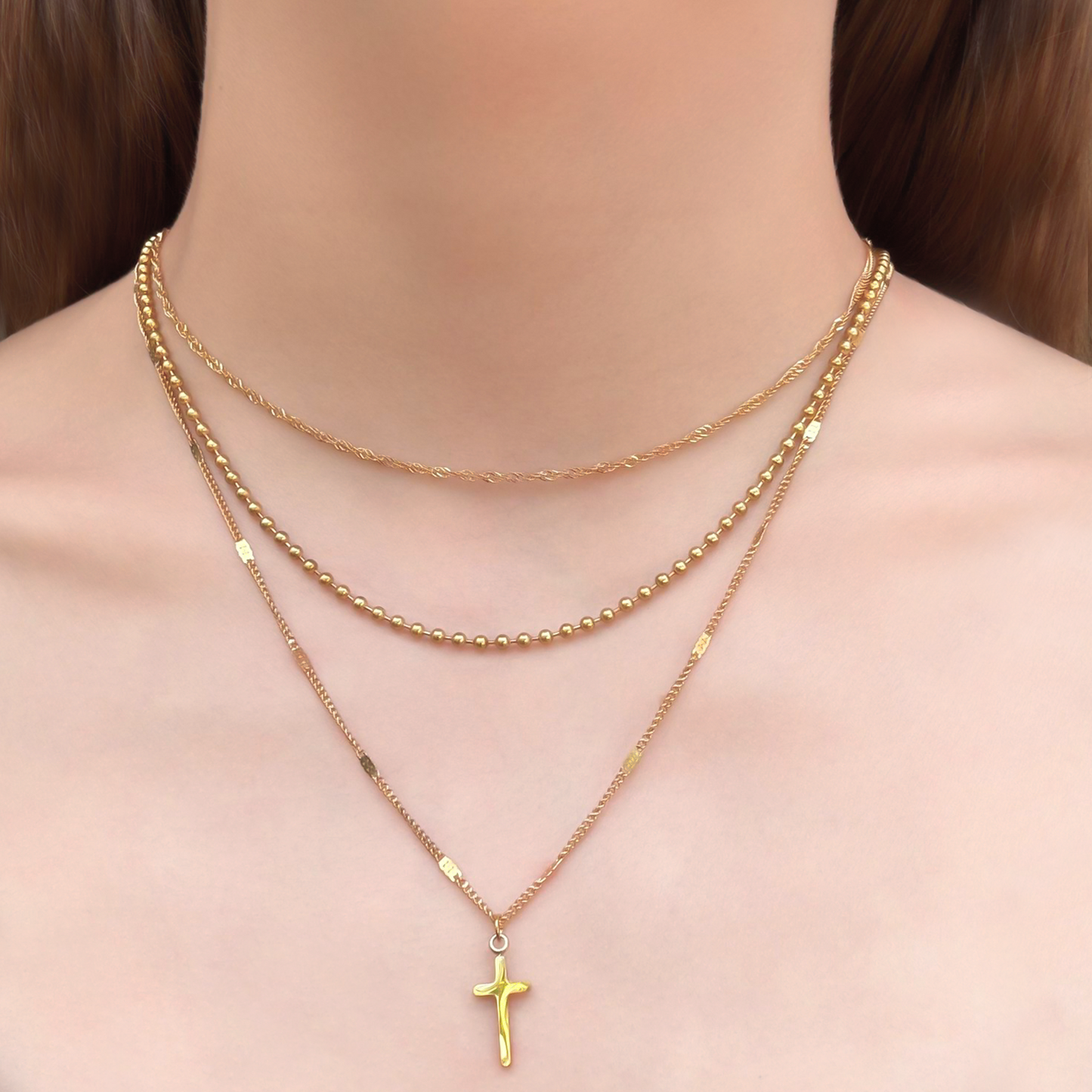 Collar Layer Dorado con Cruz Acero Inoxidable  3H2