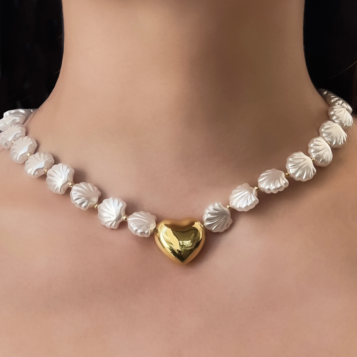 Collar de Conchas y Corazón 1L6