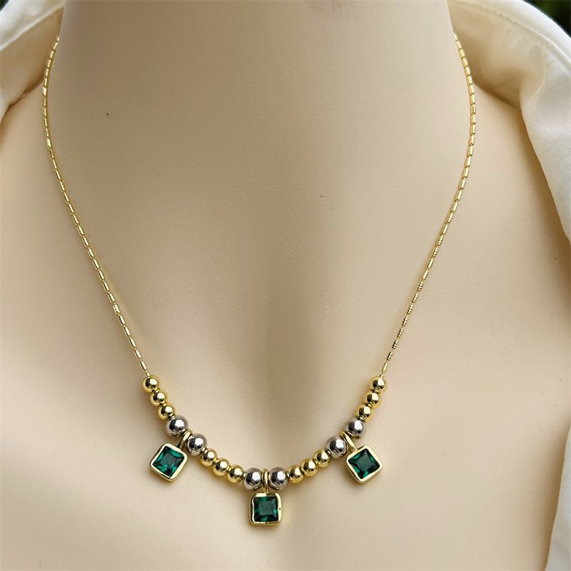 Collar Dorado Bolitas y Cuadritos Verde Chapa de Oro C643