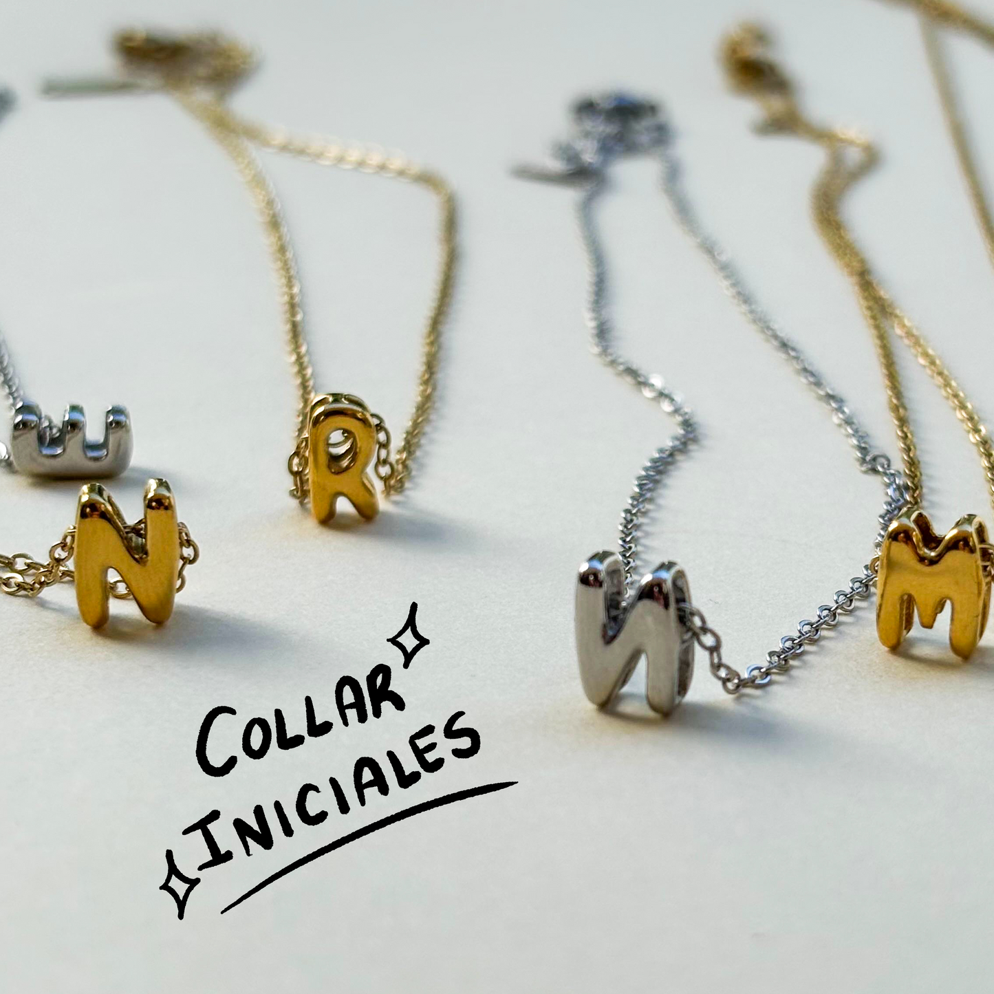 Collar Cadena con Inicial Zirconias  Plateado