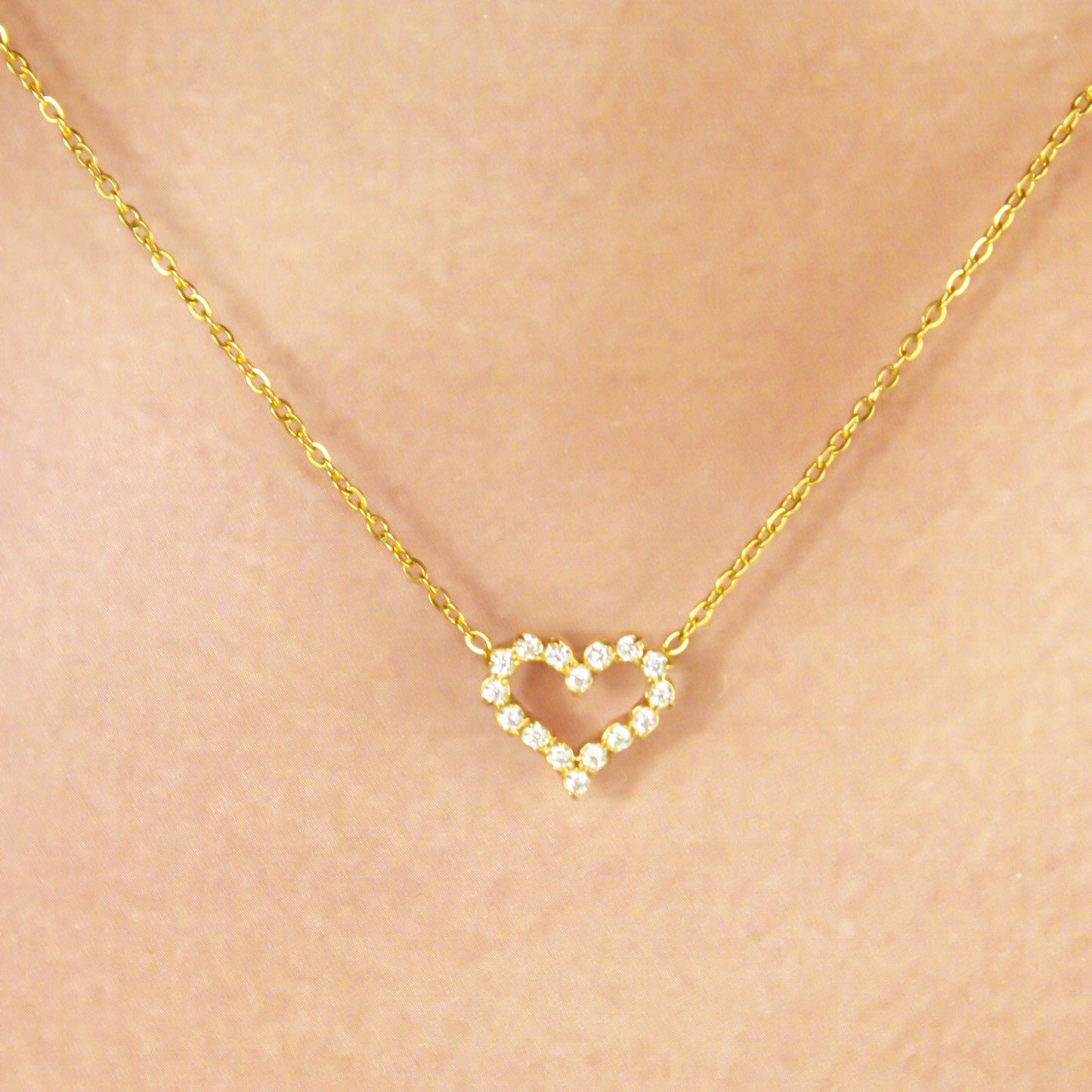 Collar Corazón Dorado Acero Inoxidable  3j4