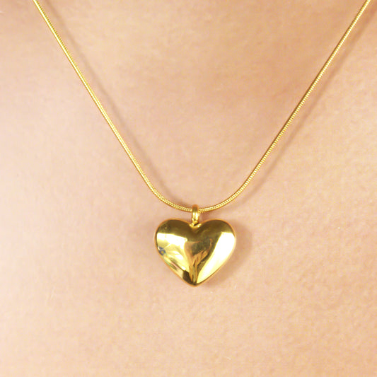 Collar Corazón Dorado Acero Inoxidable 2J5