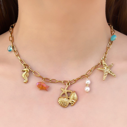 Collar Dorado Charms de Verano Acero de Titanio  C677