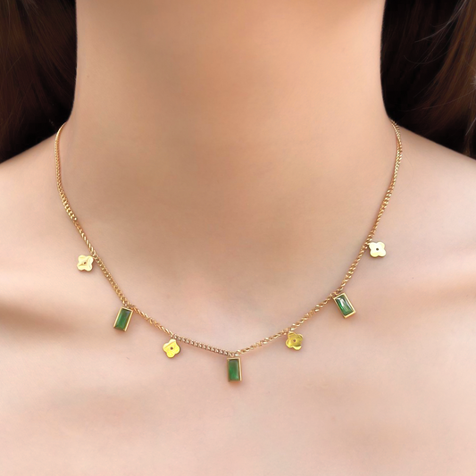 Collar Trebol y Zirconia Verde Dorado Acero Inoxidable 1P3