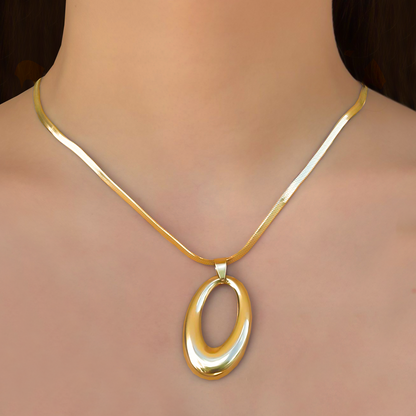 Collar Dorado Ovalo Vintage Acero Inoxidable 2W7