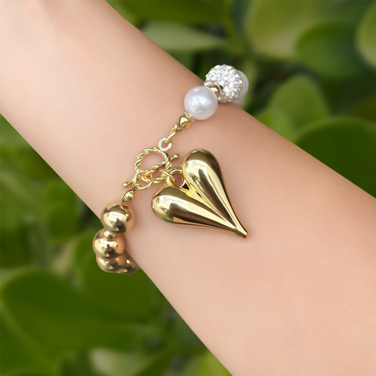 Pulsera Perlas Blancas y Doradas Corazon  4E9