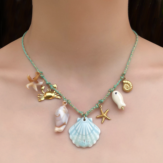 Collar de Hilo Verde Charms Concha Blue  1W4