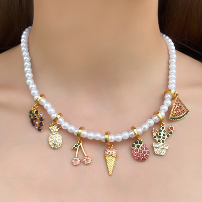 Collar Perlitas con Charms Variados