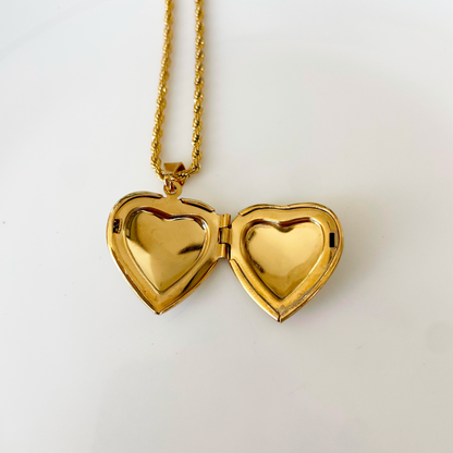 Collar Corazón Relicario Acero Inoxidable 3M3