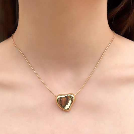 Collar Dorado Corazón Metálico  1U2