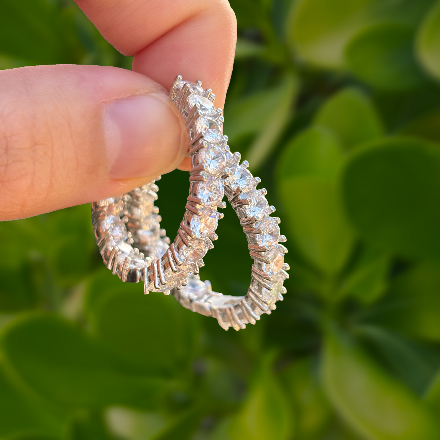 Aretes Arracada Grande Plateada Zirconias Blancas Chapa de Oro C612