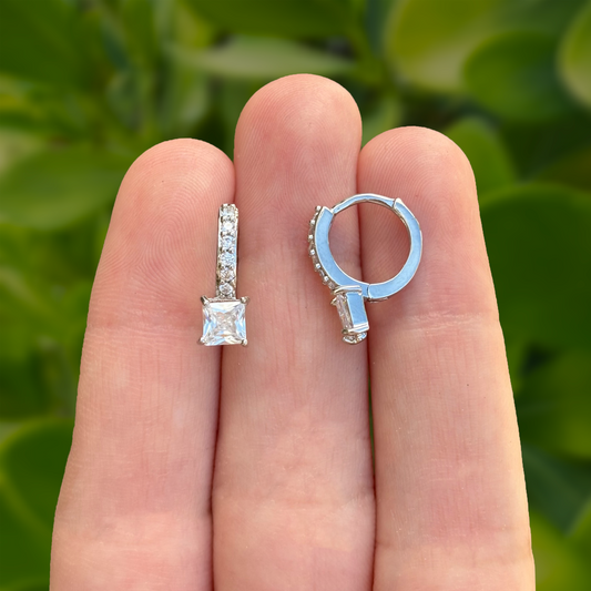 Aretes Arracada Plateada Zirconias Chapa de Oro Az429