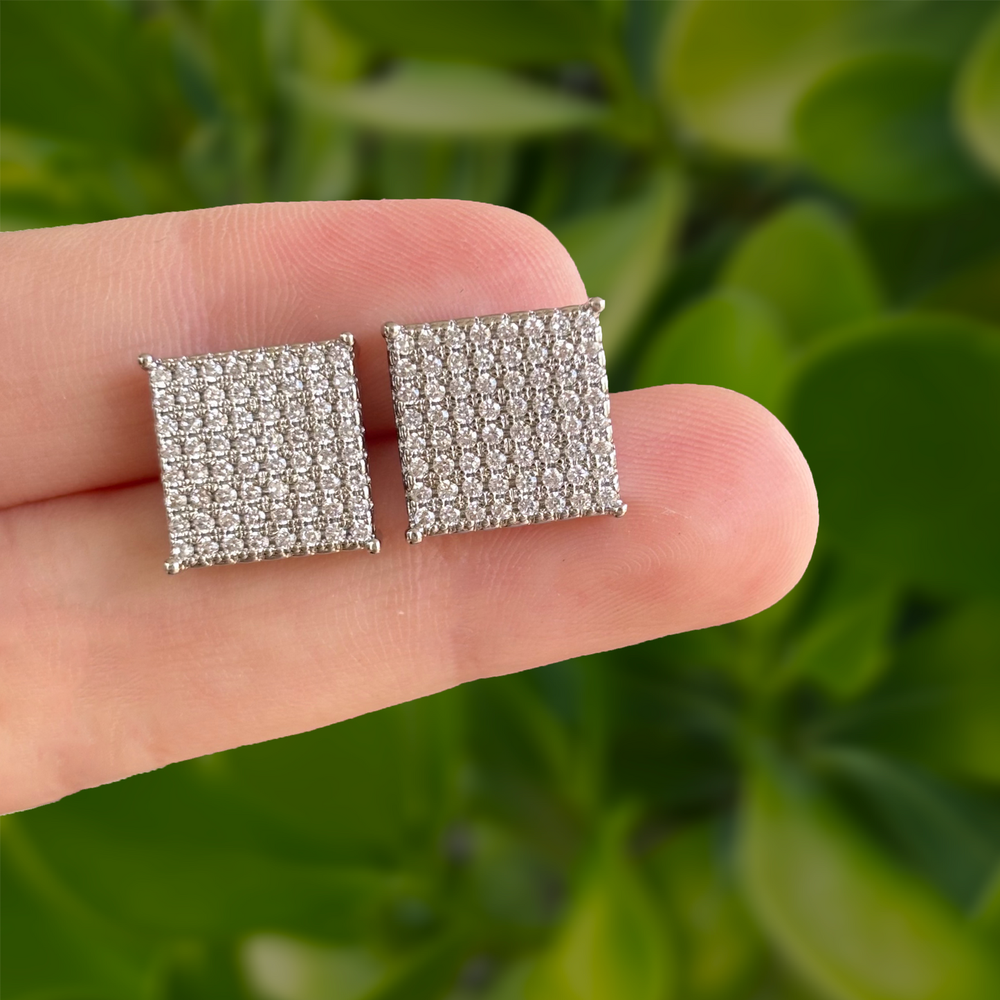 Aretes Plateados Cuadrado con Zirconias Chapa de Oro Az148