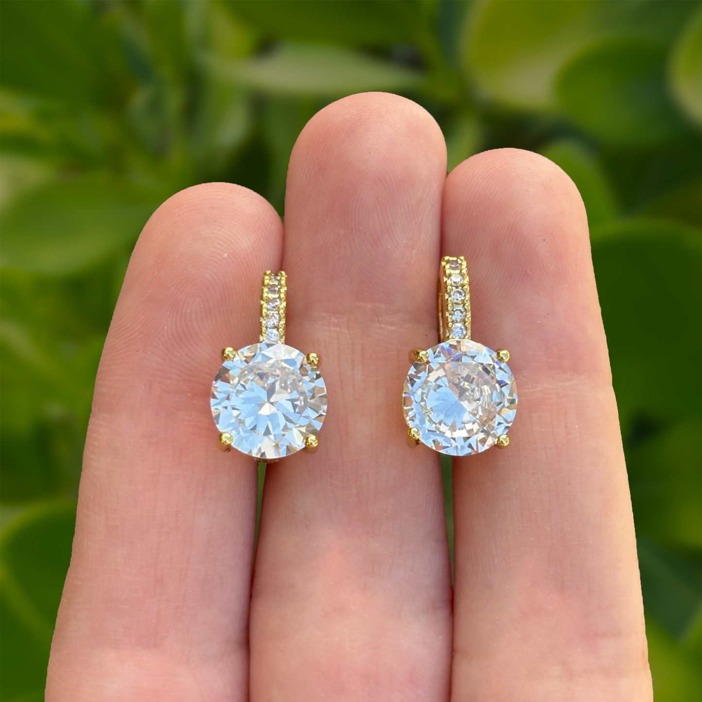 Aretes Arracada Dorada Zirconia Blanca Chapa de Oro Az121