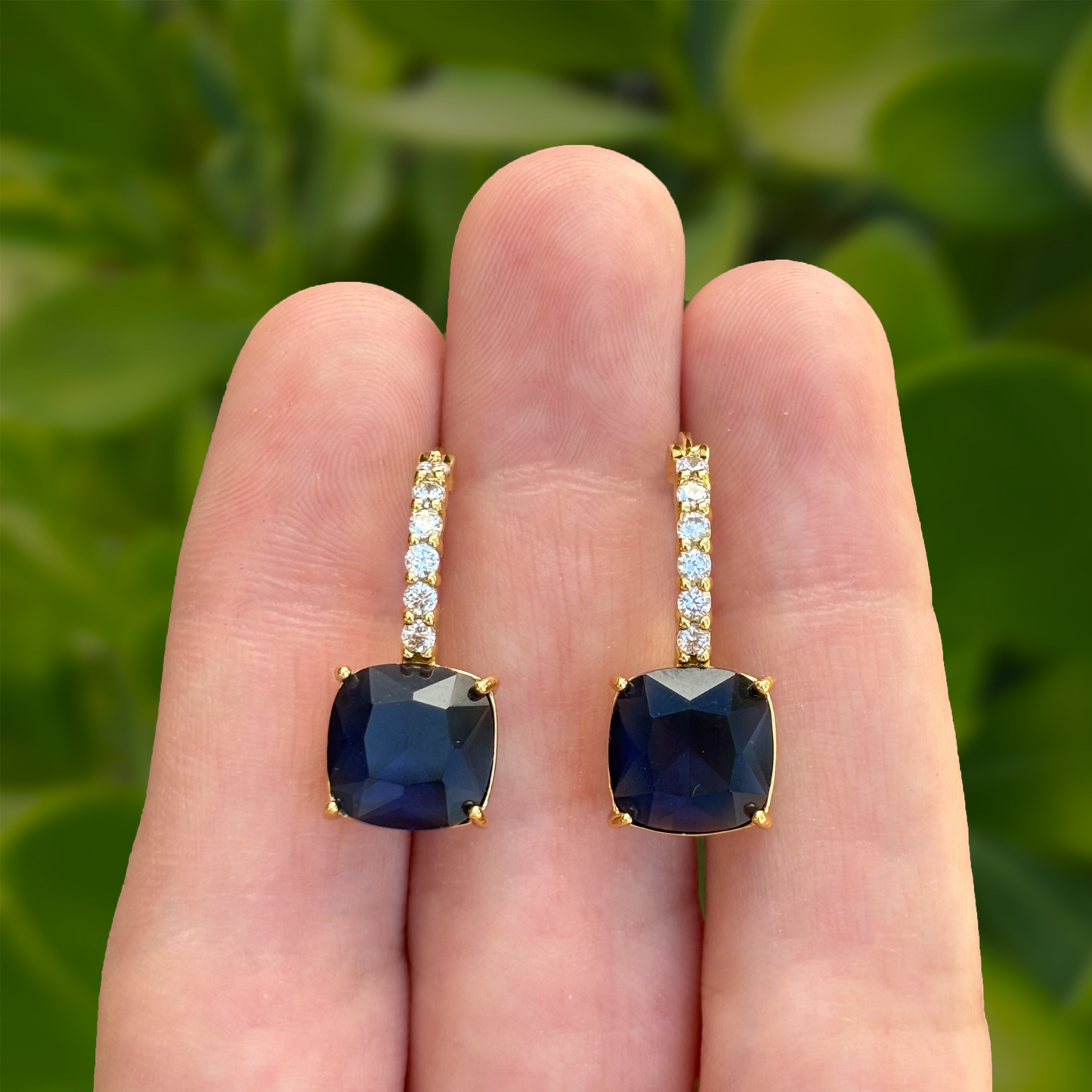 Aretes Arracada Dorada Zirconia Azul Chapa de Oro C691