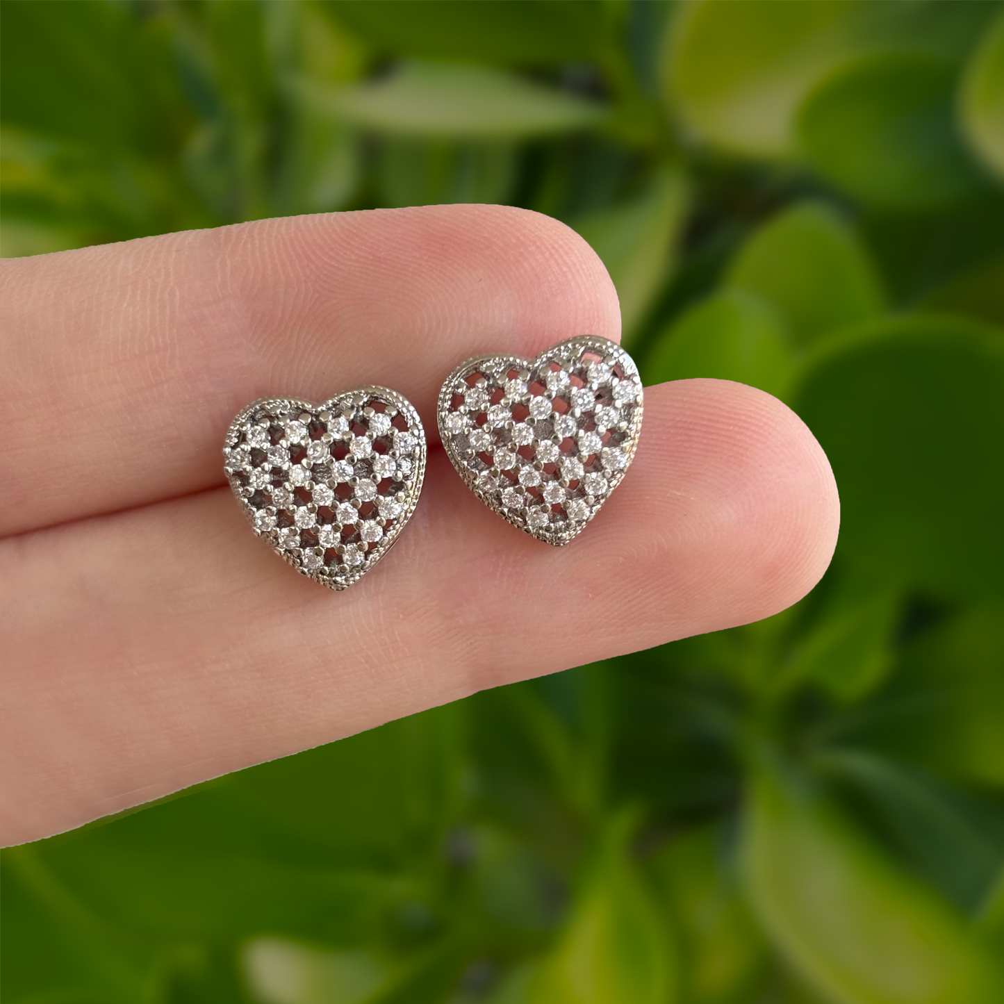 Aretes Corazón Plateado con Zirconias Chapa de Oro C634