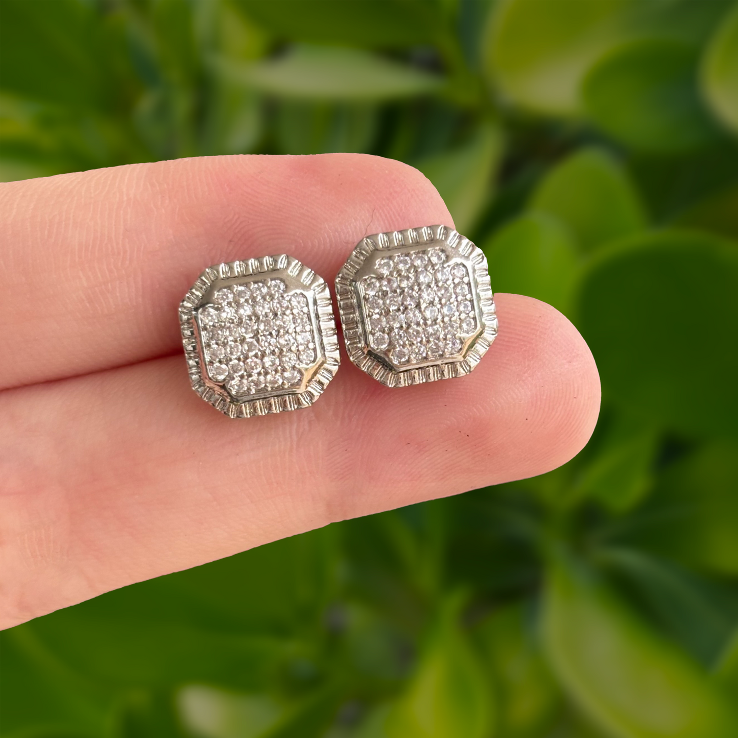 Aretes Cuadrado Plateado Con Zirconias Chapa de Oro Az345